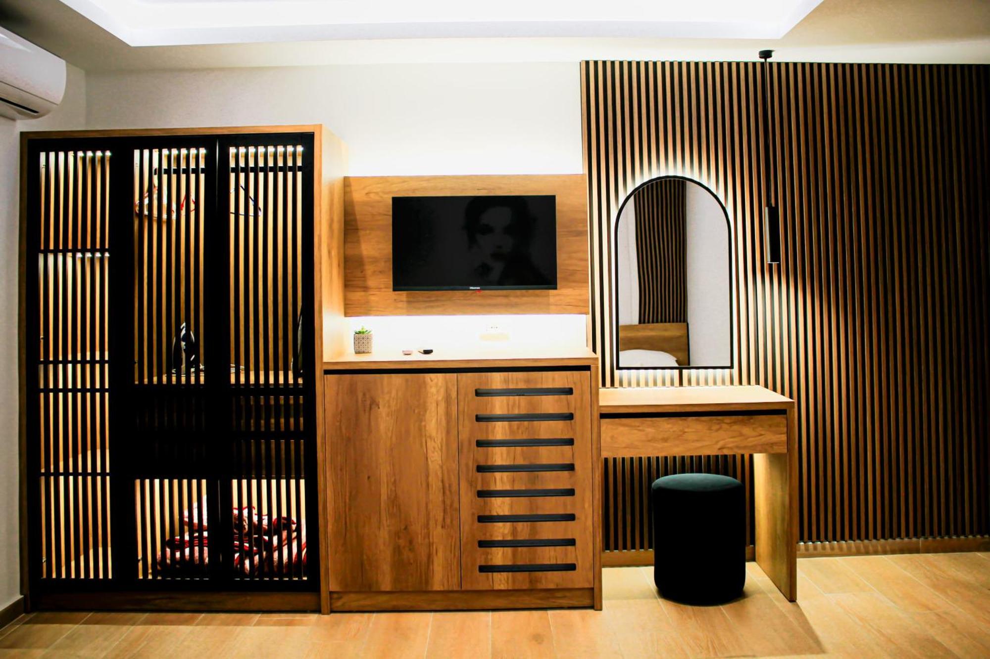 Fori'S Rooms Himarë Eksteriør billede